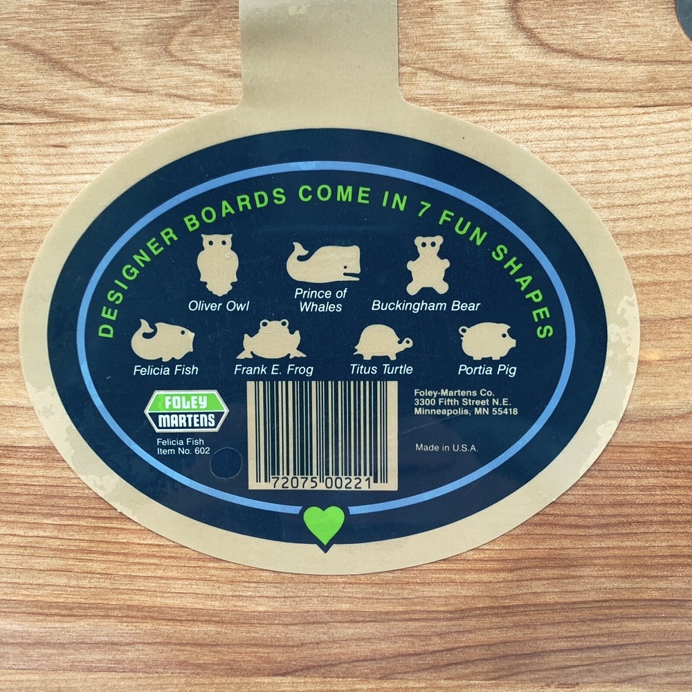 FELISHA FISH Hardwood Cutting Board by Foley Martens Made in U.S.A. 9X 15" - Picture 3 of 9